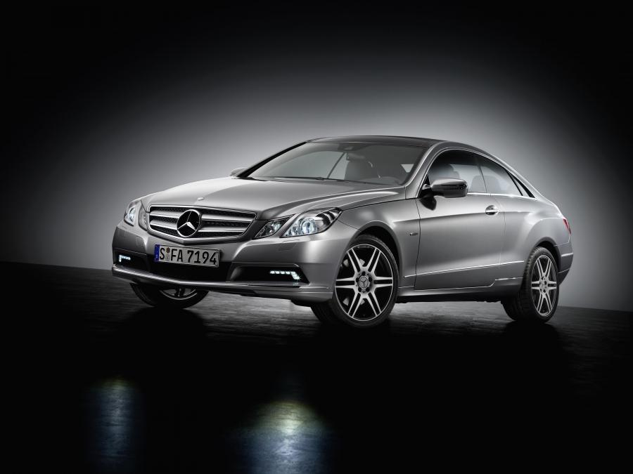  Mercedes-Benz E-Class Coupe 2010 года  (фото 66 из 84)